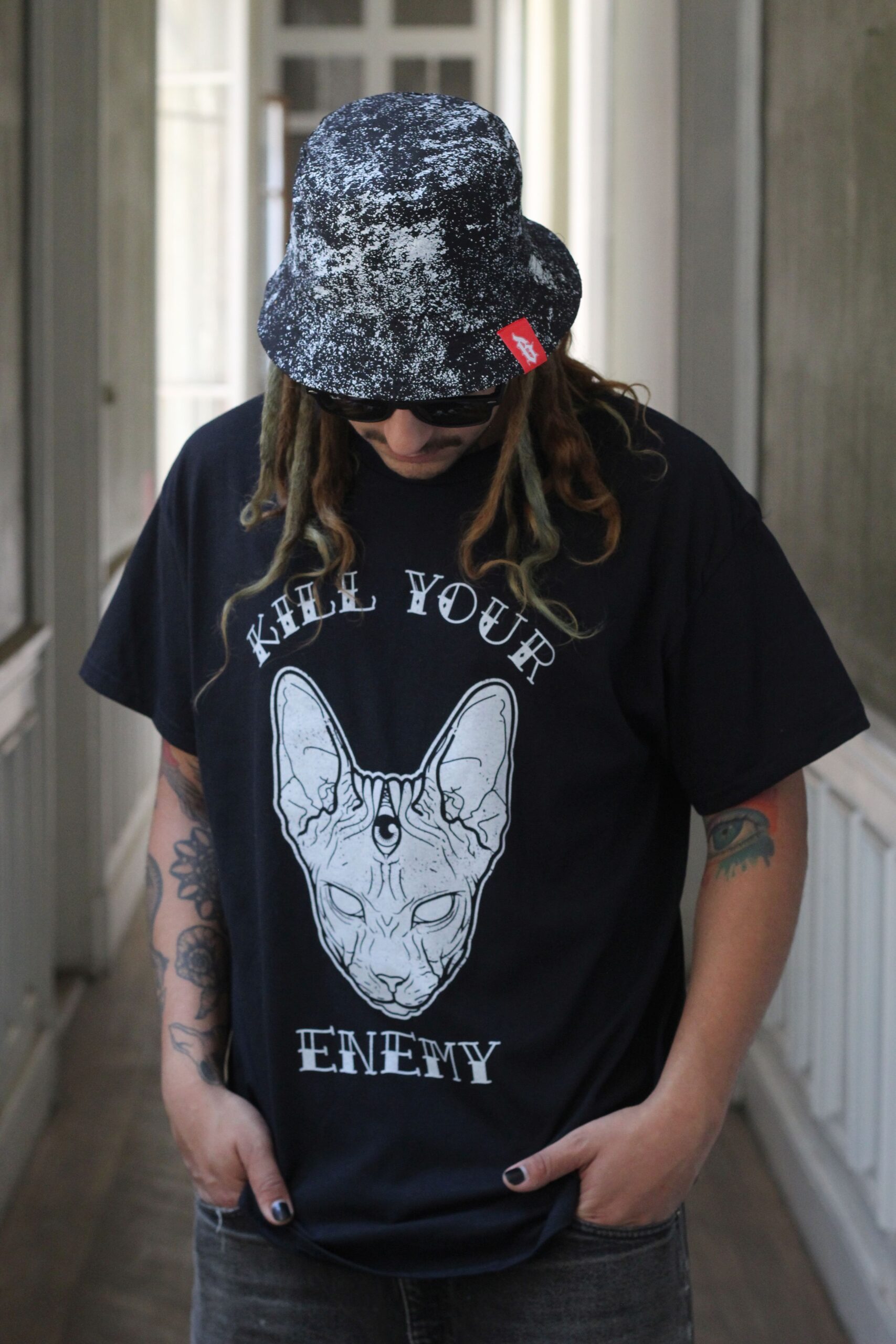 Polera Negra Kill Your Enemy