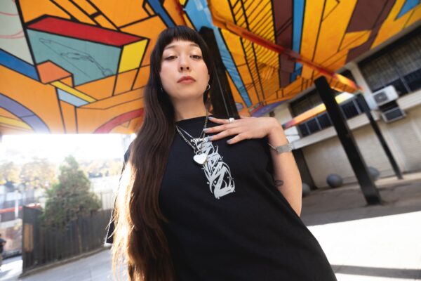 Polera Boxy Fit Negra Respeto